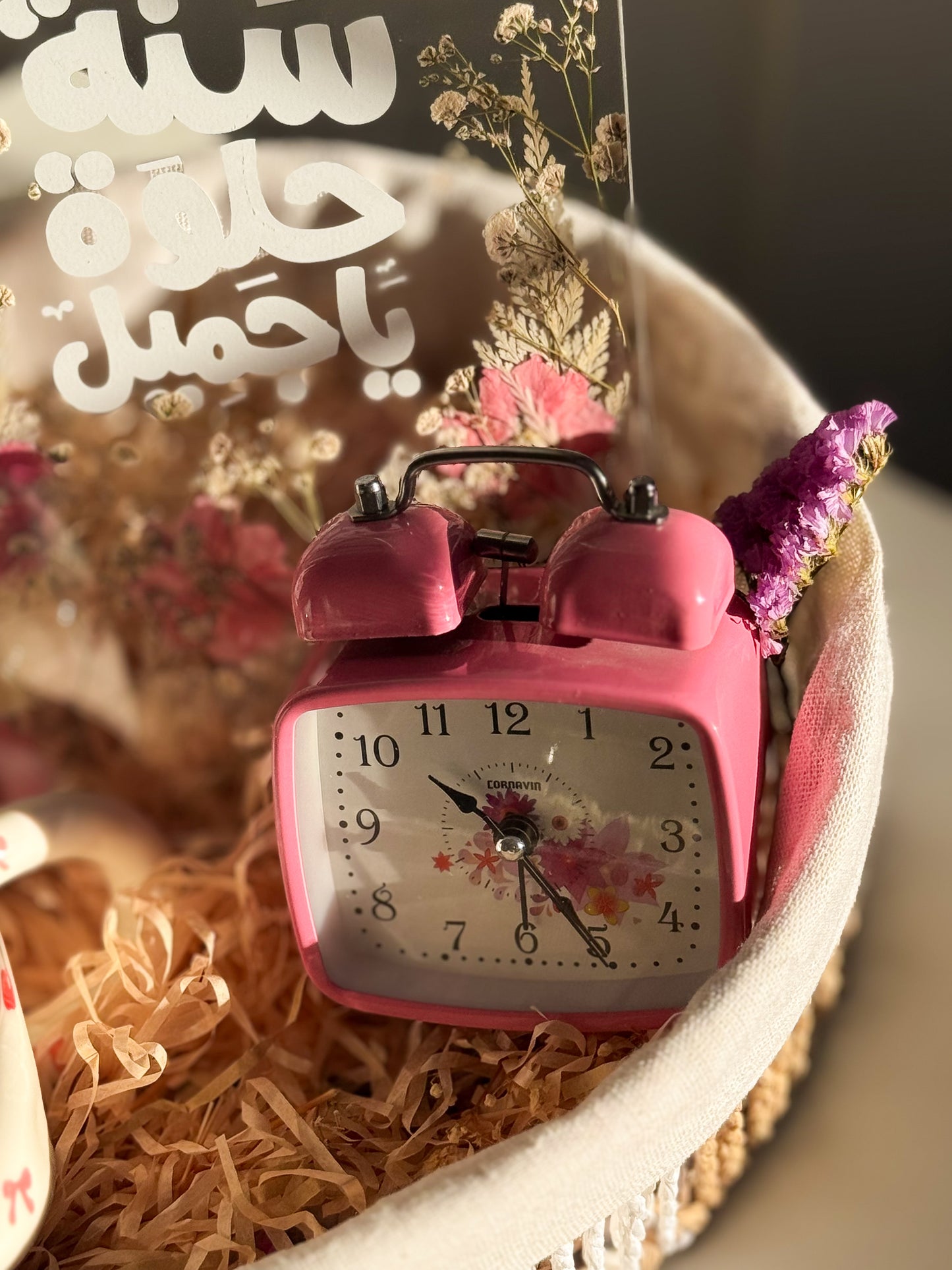 ساعة زهرية كتكونه